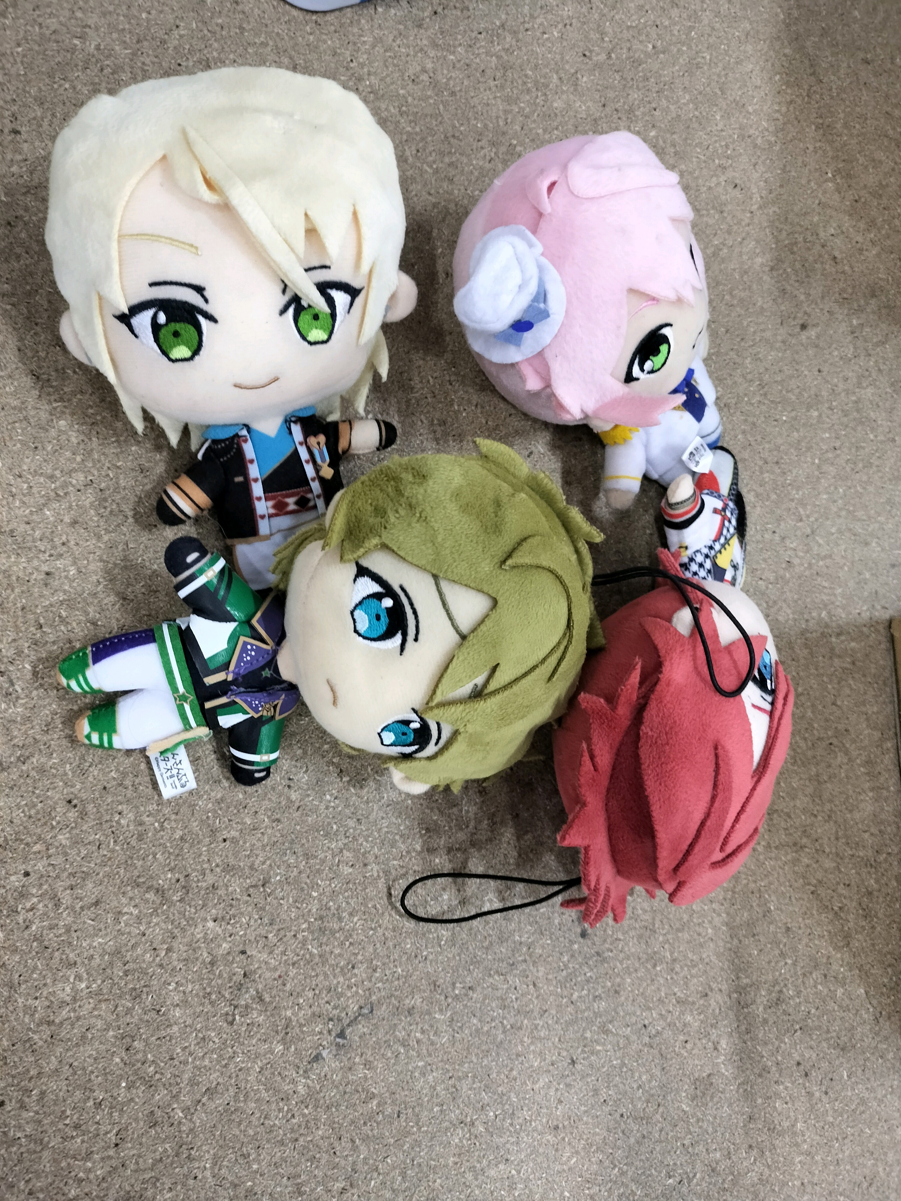あんスタ ぬいぐるみ まとめ売り没有明显的损伤或污渍