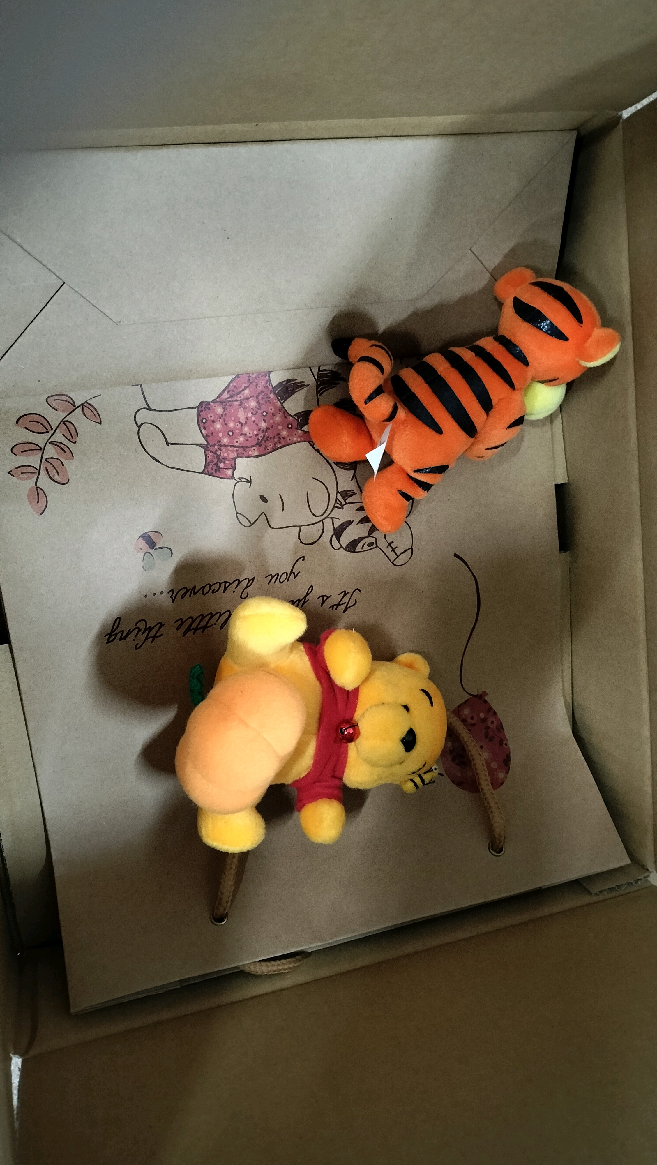 ディズニー●くまのプーさん ティガー●ぬいぐるみ●ペア ワイングラス●紙袋●まとめて